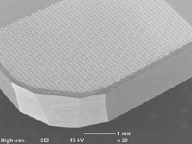 三角形レーザテスクチャによるアルミ合金のドライ切削加工における切りくず凝着の抑制:㈱リプス・ワークス